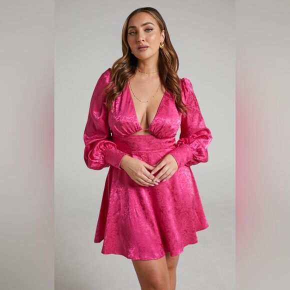 Seven Wonders - Rosalia Mini Dress in Fuchsia Pink Satin size 8 EUC - Picture 1 of 4